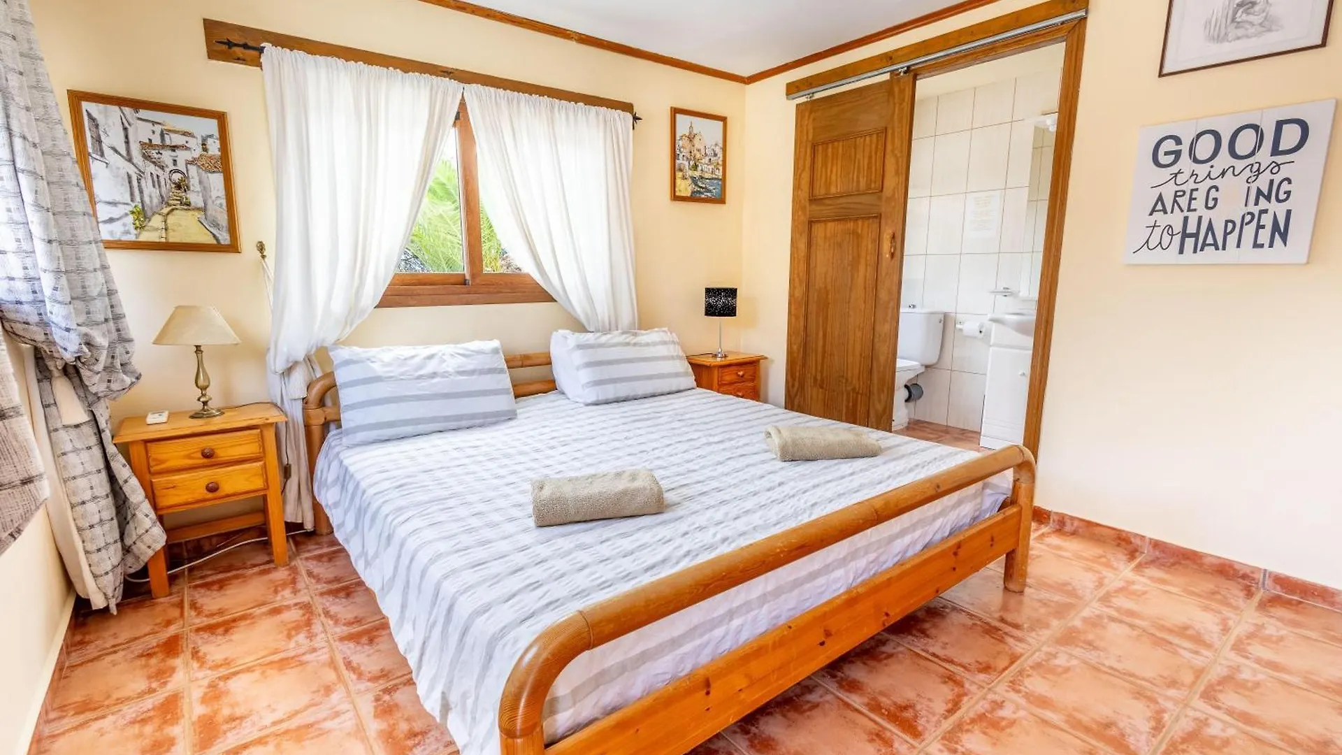 Holiday home Luxurious Private Cabin Pool Hottub & Fireplace Malaga Spain